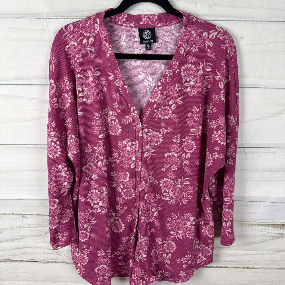 Bobeau Pink Floral V-Neck Button Front Cardigan - Picture 2 of 5